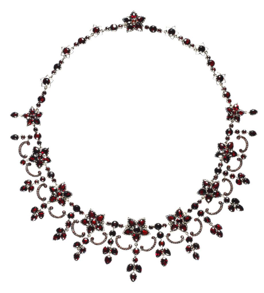 Mid-19th Century Victorian Gold Silver and Garnets Necklace